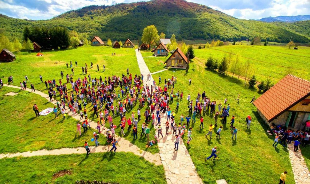 Etno Selo Montenegro Hotel Plužine Ngoại thất bức ảnh